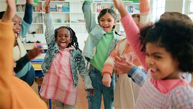 Yurtdışında Çocuklara Türk Kültürü